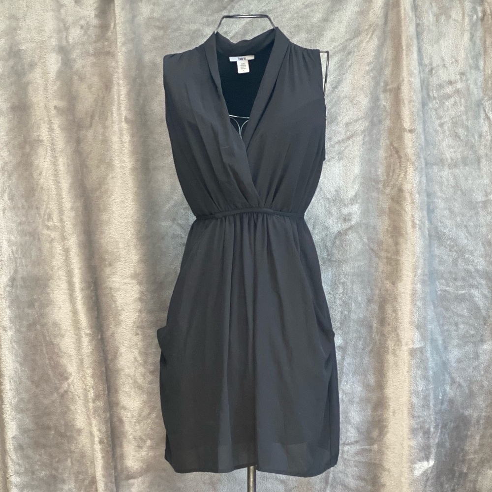 Black sheer v neck empire waist Bar III dress size S with pockets